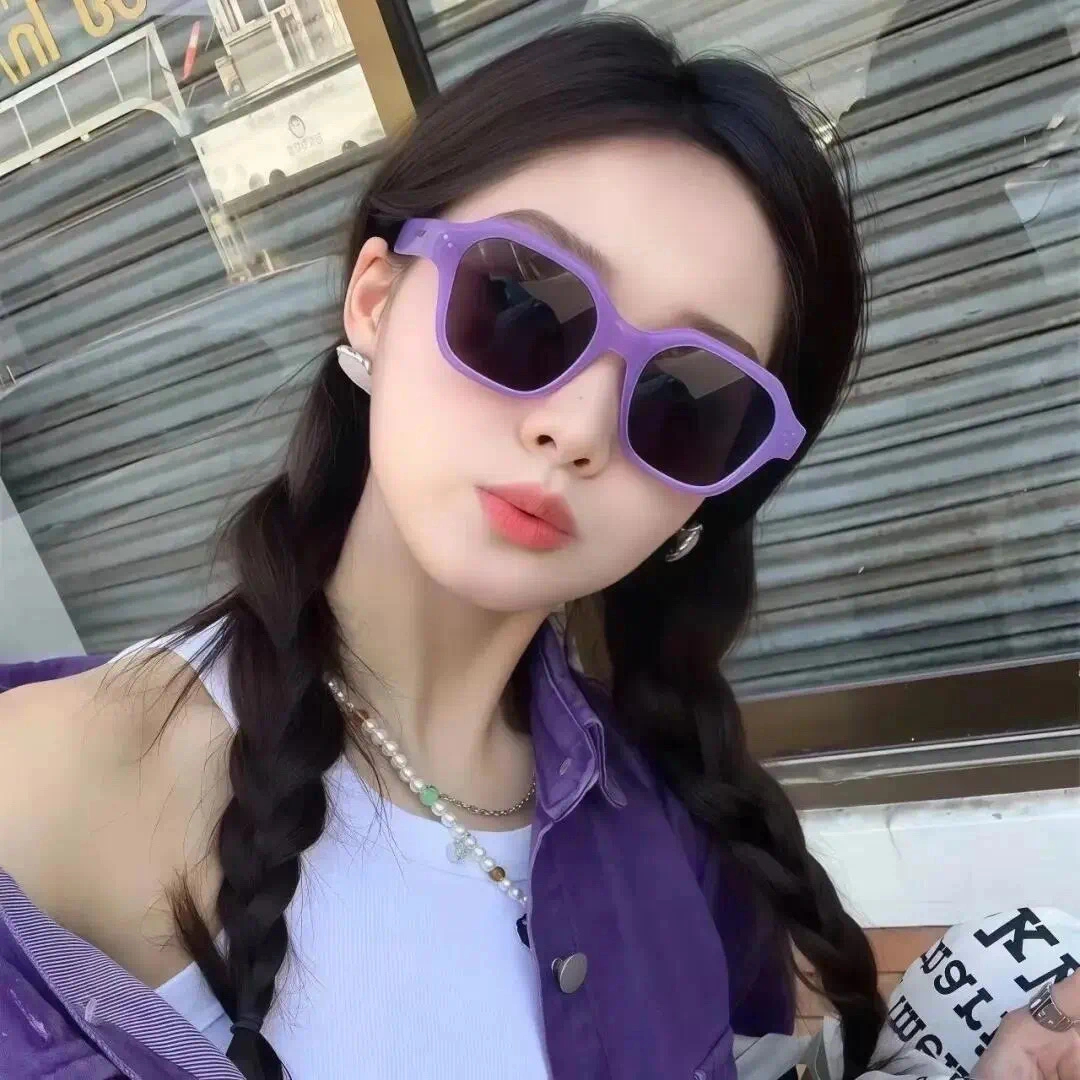 你可以大度的原谅别人  但切勿愚蠢的再去相信  你可以不记仇  但不可以不长记性
