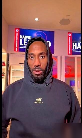 他揉了揉眼睛，说“真折磨人”的时候，我差点以为我幻听了。
科怀·伦纳德，那个传