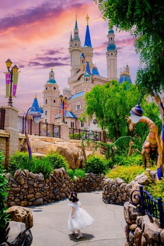 4岁女宝迪士尼拍的照片……