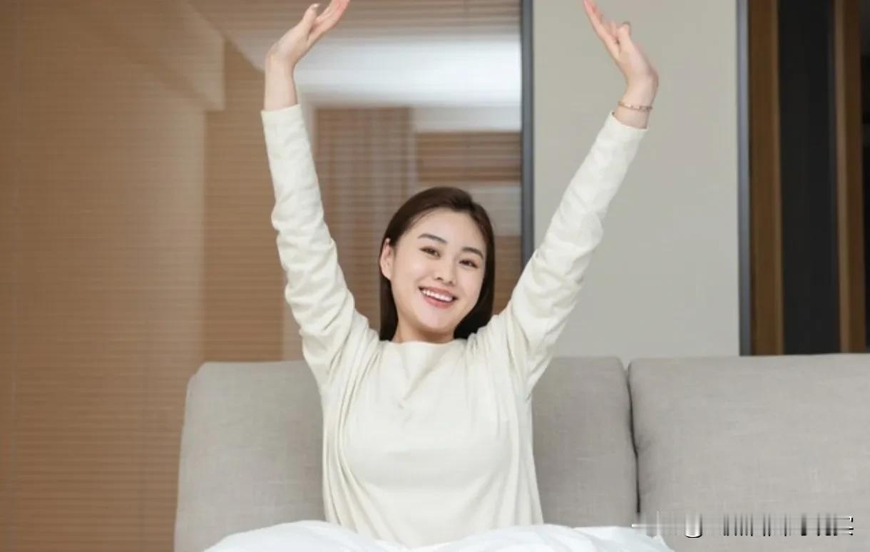 《已婚男人能否一辈子只爱自己的老婆？》
在婚姻的长河中，一个备受关注的话题始终萦