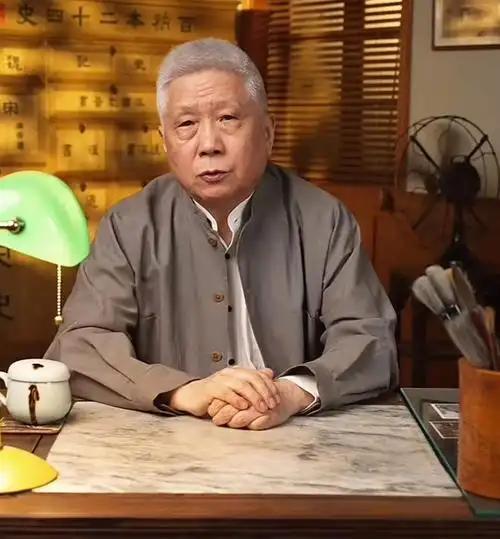 马未都到底有多少钱，一直是大家好奇的话题。在中国古董收藏圈，他可是响当当的人物，