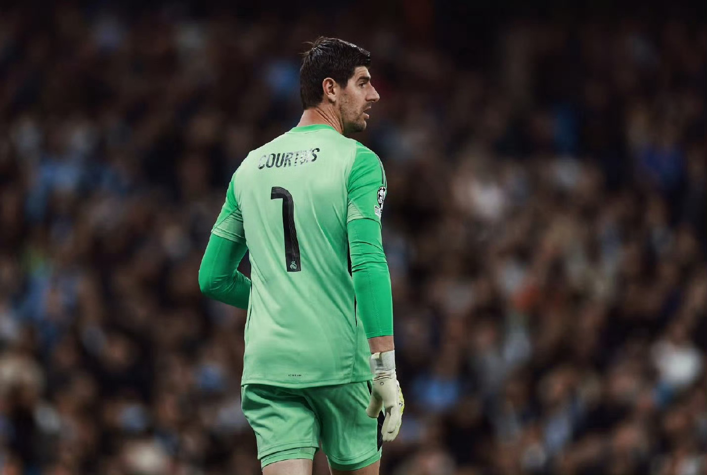 🚨🚨库尔图瓦伤缺一个半月，他将缺席对阵拜仁的比赛🚑🤕 