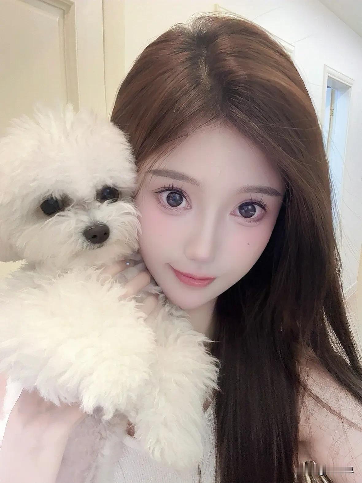 萌宠相伴，甜美瞬间🐶💕