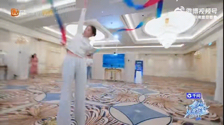 张豆豆把伊能静跳哭了 刻在骨子里的体操功底根本丢不掉，时隔多年再度起舞依旧优雅从