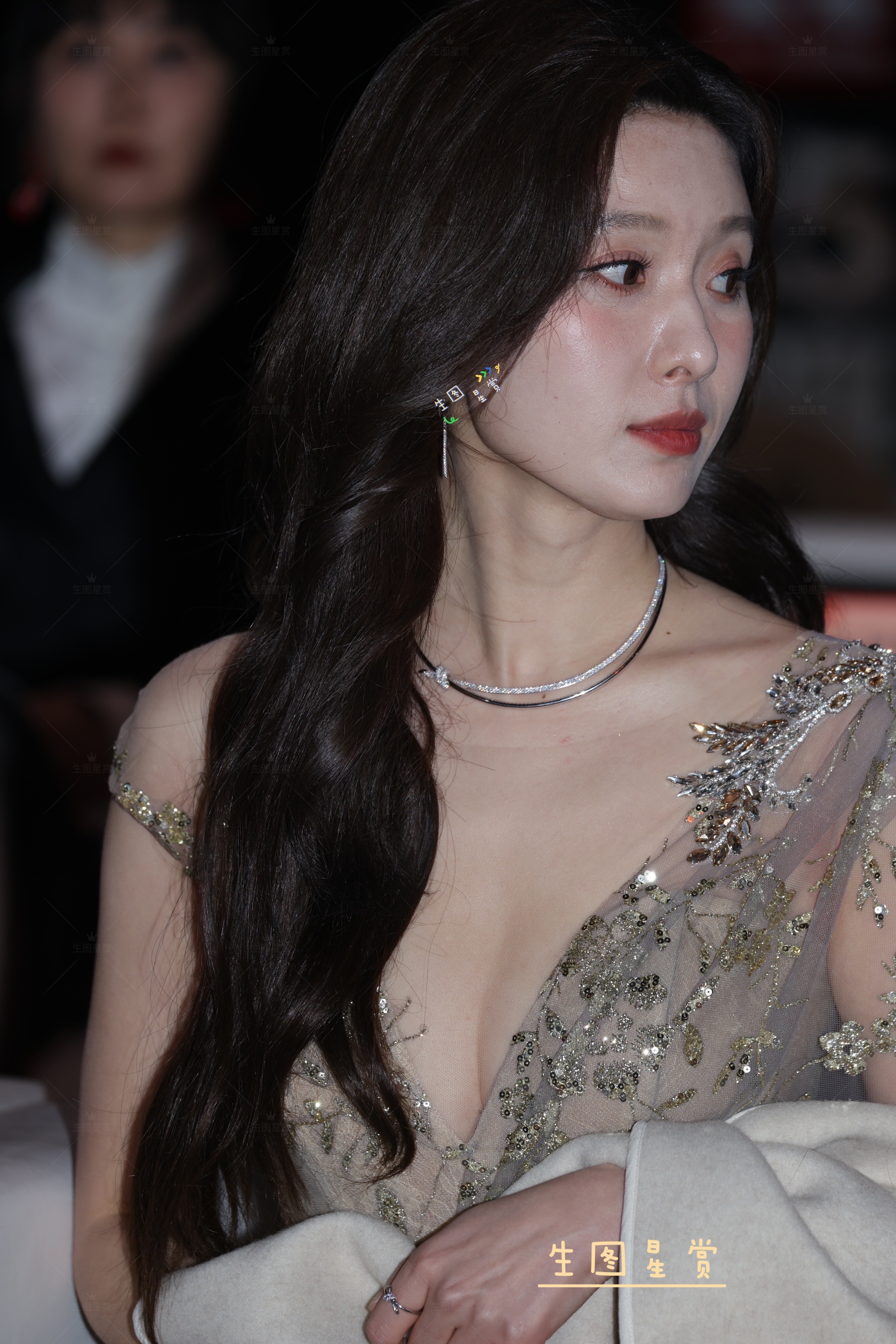 王子璇国剧盛典内场坐席熠熠生光，辣么美的璇姐2025国剧盛典王子璇