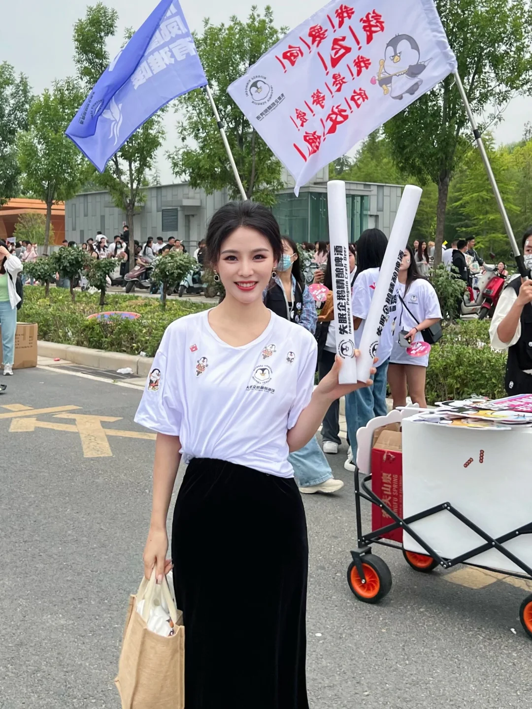 看完凤凰传奇演唱会的门票千万别扔！因为