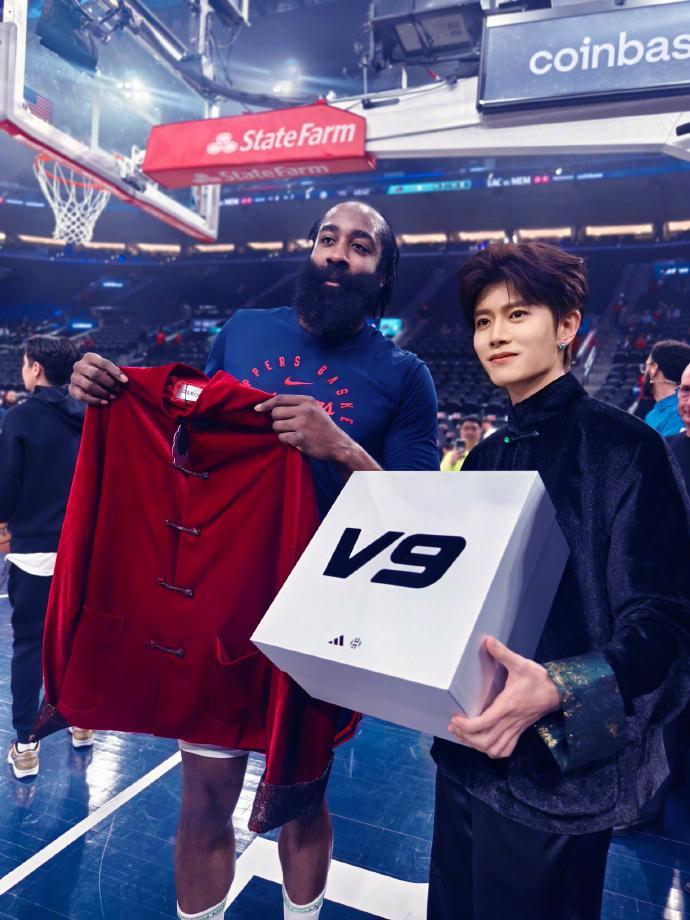 任嘉伦任嘉伦解说nba全明星任嘉伦腾讯nba星推官 哈登加盟骑士 可惜了！今天哈