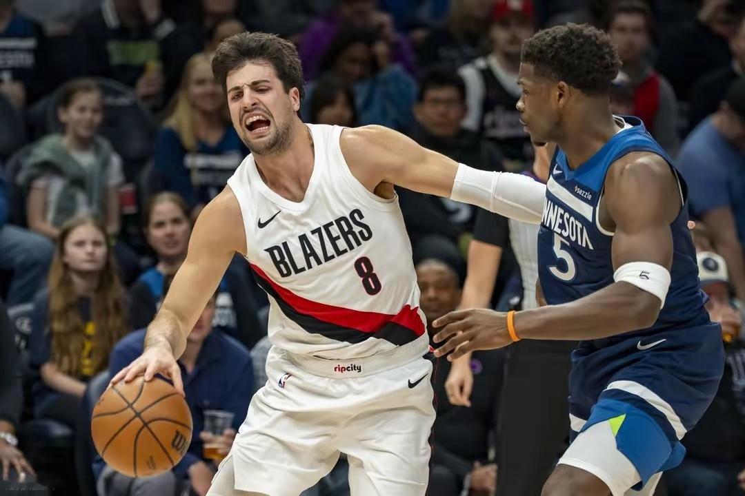 末节登场！杨瀚森2+1+1断 阿夫迪亚三分7中0仅11分 森林狼胜开拓者nba杨