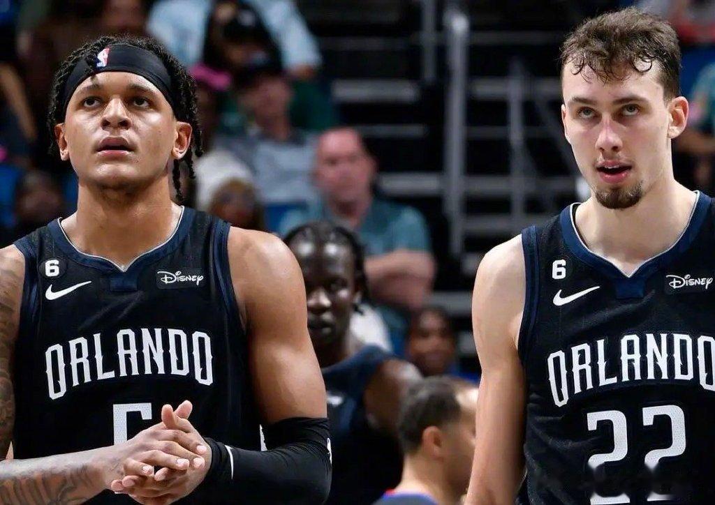 #魔术豪取8连胜#

NBA常规赛，魔术主场139-120战胜奇才。本场取胜后，
