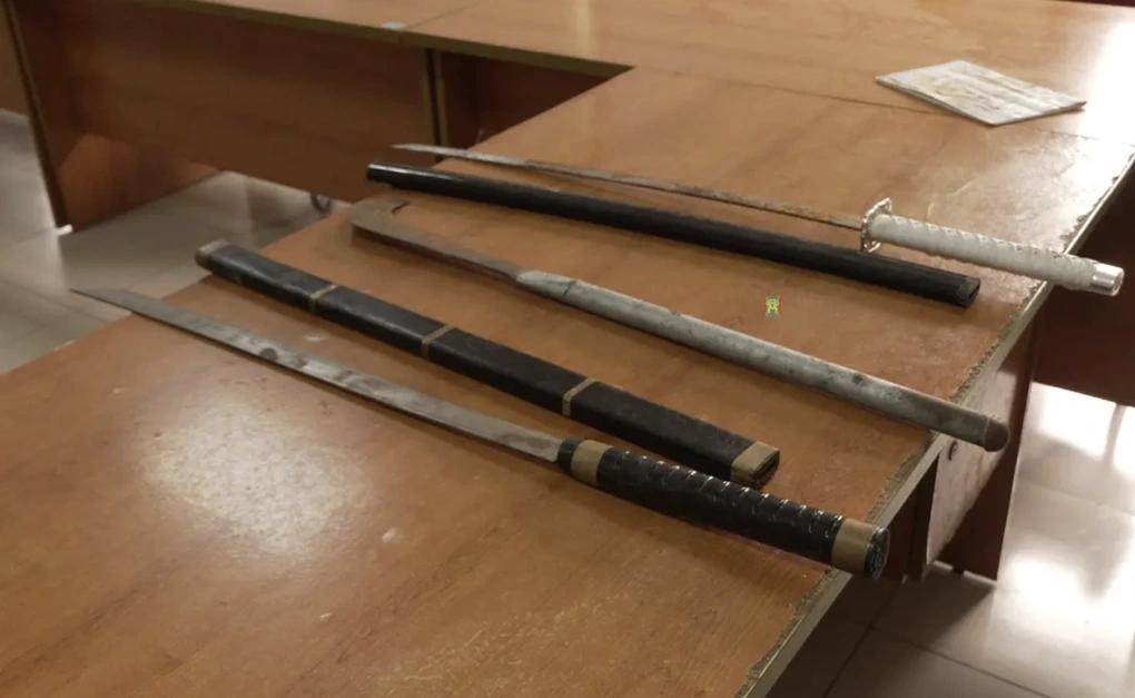 越南2少女吃醋，70人准备打架
受试者称，兰安（16岁，太平省天海市）和阮玉（1