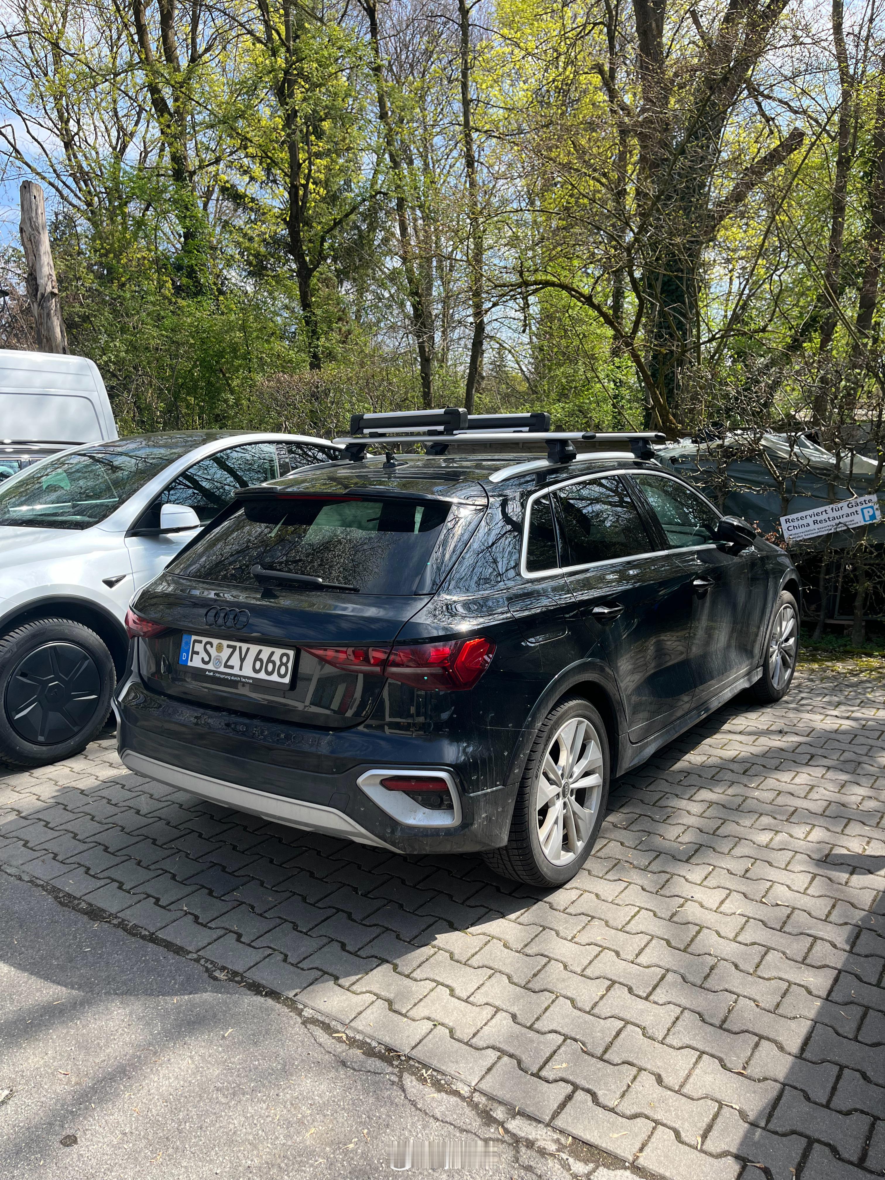 高底盘A3，这轮毂真够大的，和我的大厚胎对比明显yz77聊车