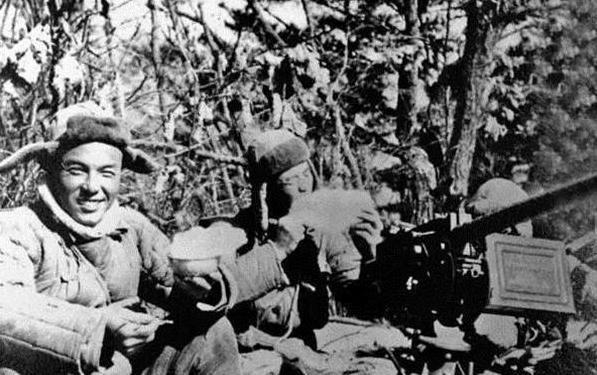 1950年12月，志愿军第26军88师奉命攻击下碣隅里，却出现了各种状况。先是师