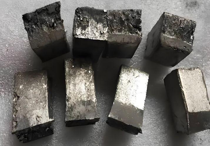 美国稀土去中国化，矿山、资金、厂房、设备、产业链框架全部搭好了。
 
硬件拉满，
