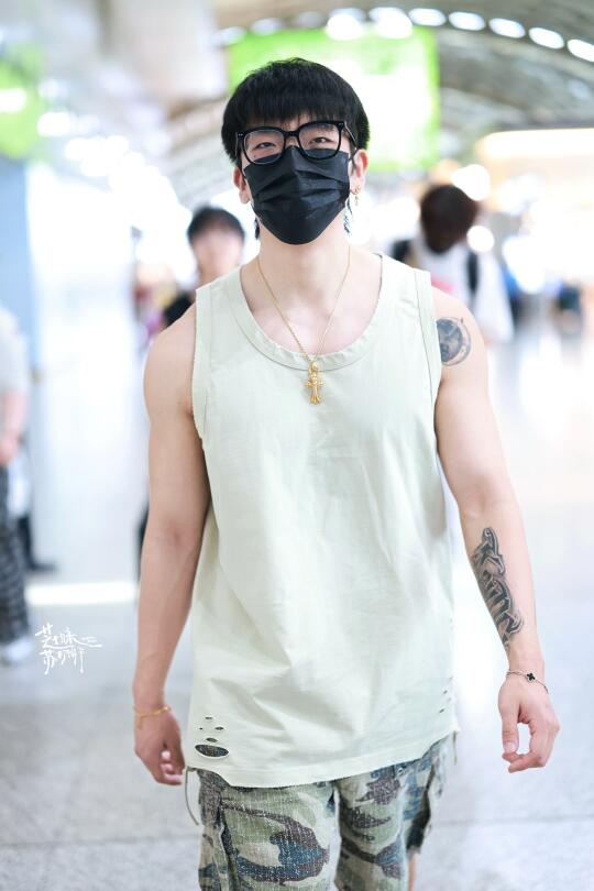 杨和苏20250507成都出发