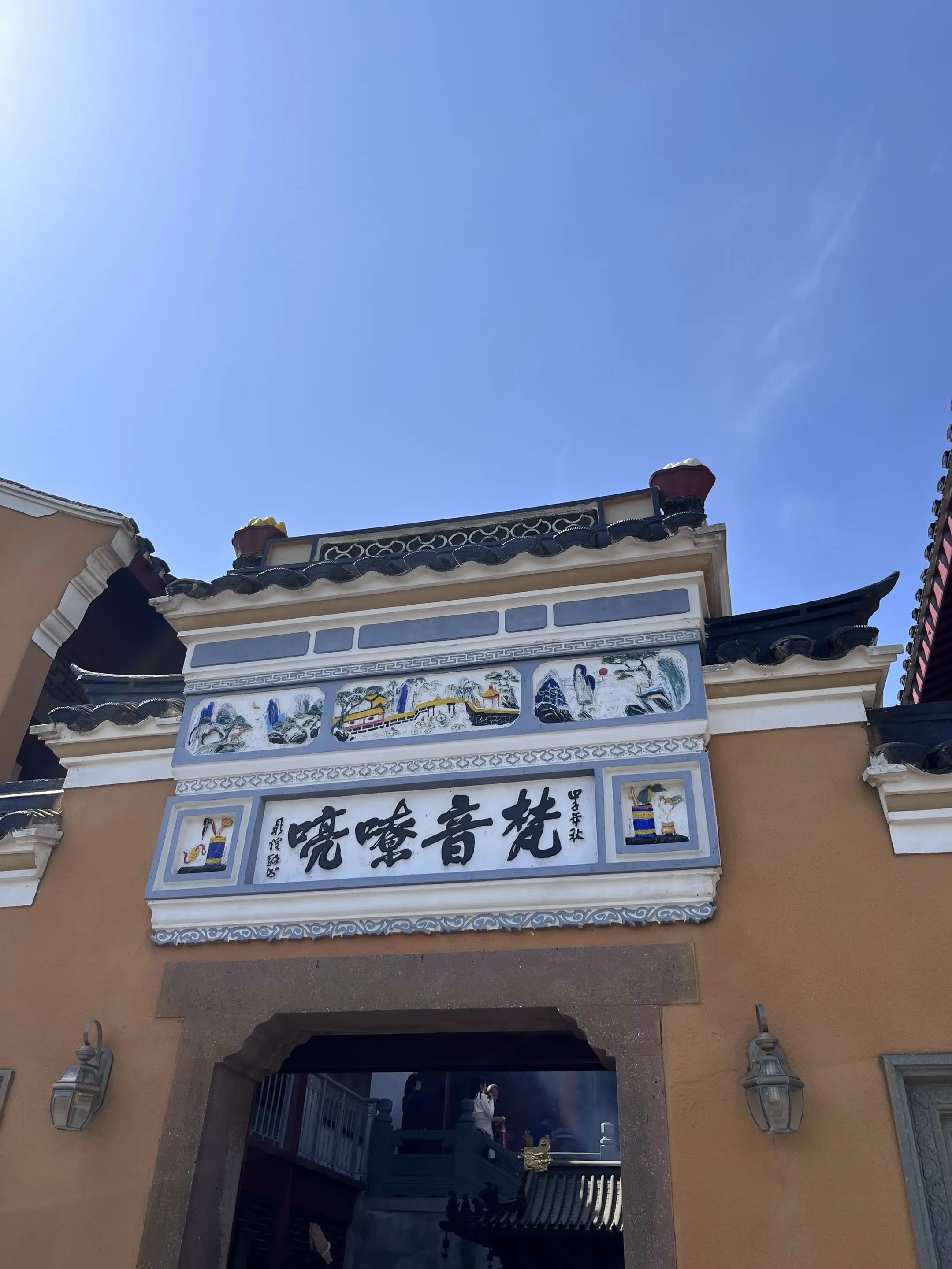治愈你的不一定是时间，是你内心的度和量，是你自己和自己的释怀。