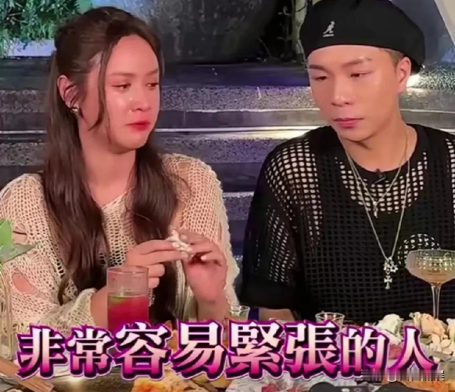 吴姗儒谈代班小姐不熙娣心情。说虽然外表看起来淡定，其实非常紧张，每一次录影都很有