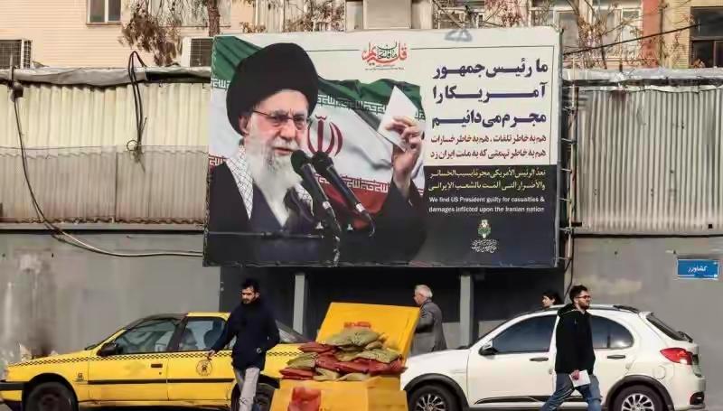 伊朗做好两手准备，一架专机低调离开德黑兰