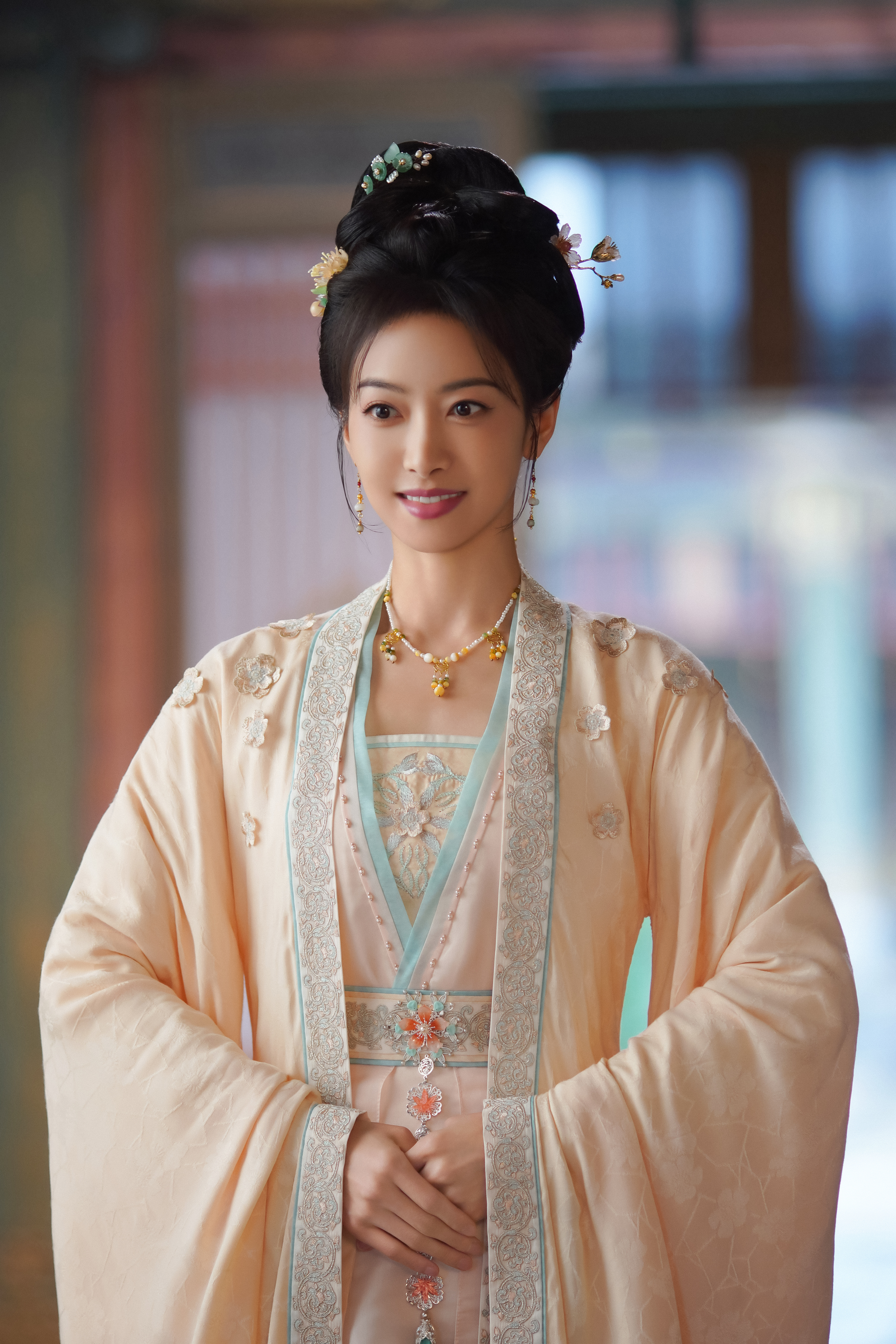 今天一批新造型里最喜欢这个～～～[送花花][送花花][送花花]宋茜 《山河枕》楚