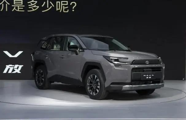 丰田王牌智混荣放15.18万起，实力革新等你来！
 
在汽车江湖里，一款车型的换