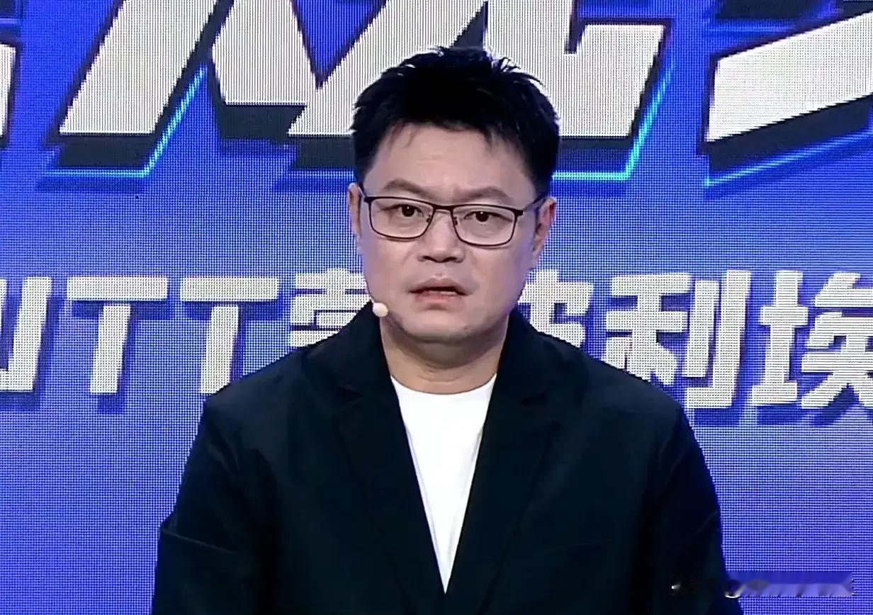蒙彼利埃这一站，哪有轻轻松松的球。
王曼昱首秀虽说3比0拿下汉娜高达，每局就差两