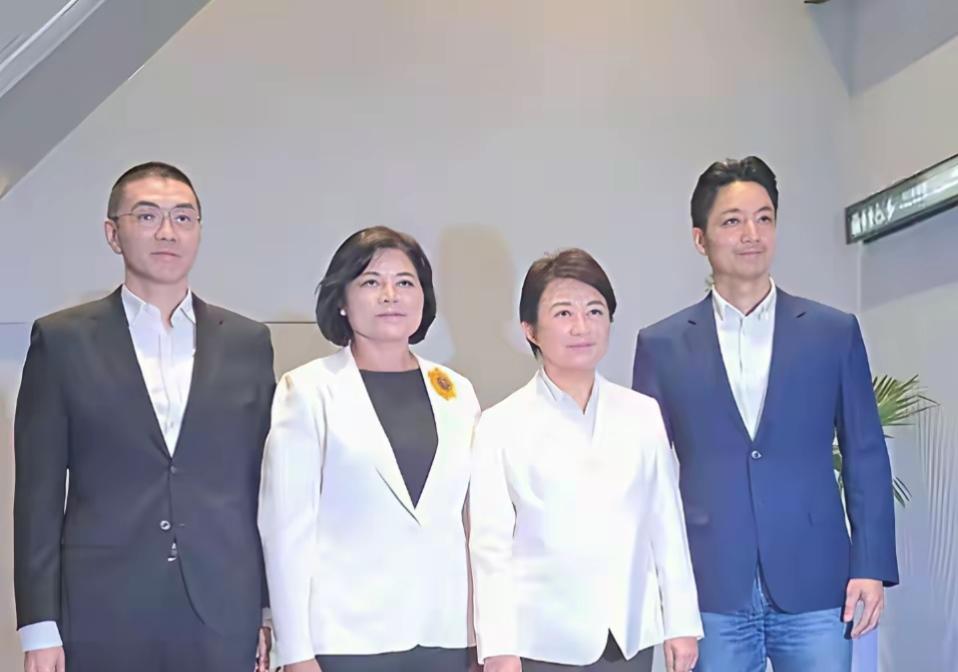 民进党全代会硬喊“保5争5”，猪队友毒油风波神助攻，国民党″蒋卢谢张″闭门密谈南
