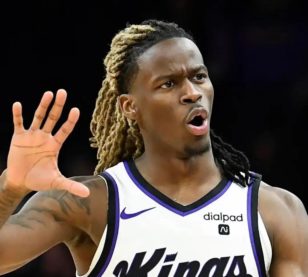 湖人第三次伸手，鹈鹕直接把门摔上。
 
他们要的不是筹码，是勒布朗最后两年的夺冠