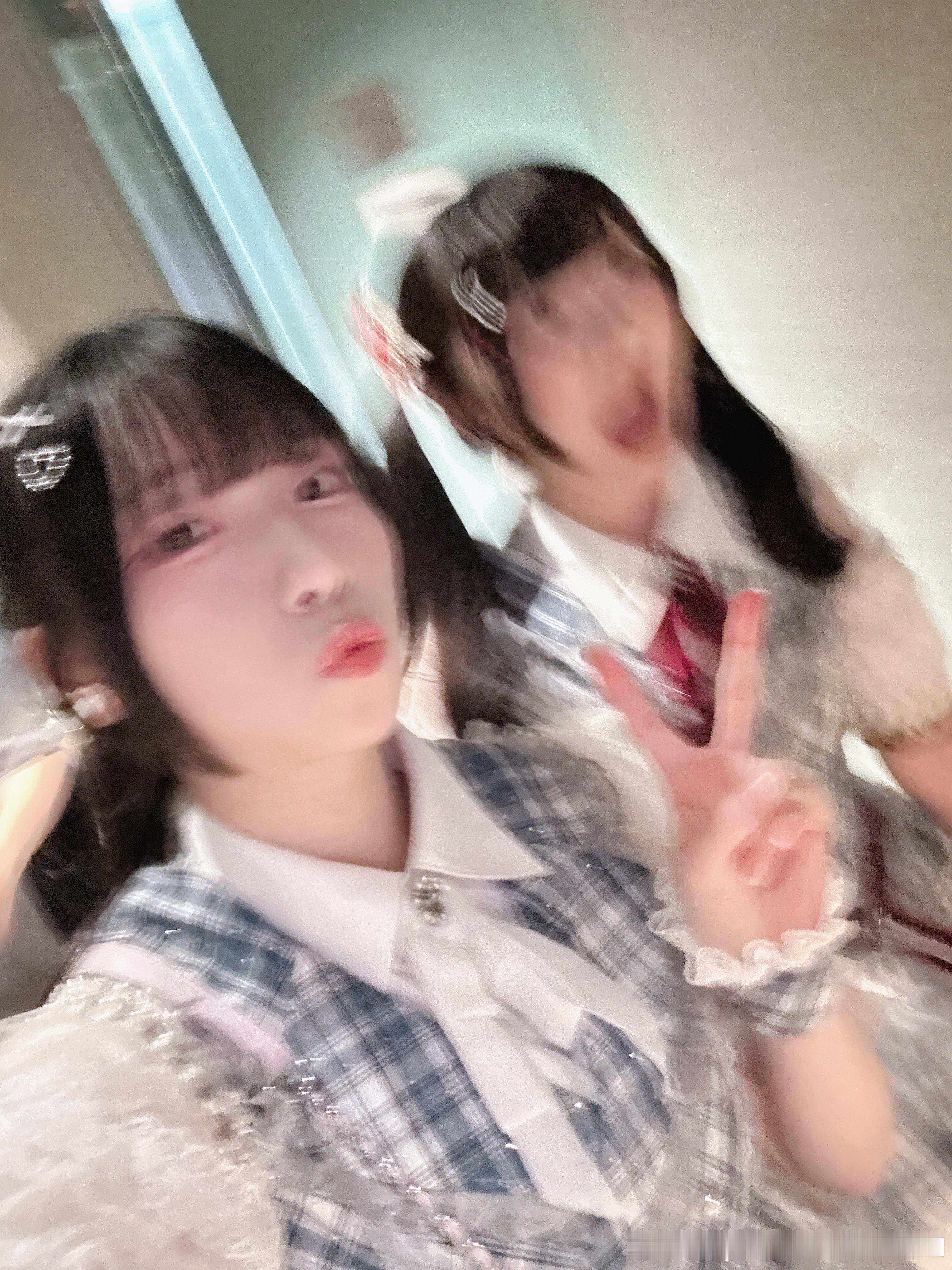 完全the·夏天感的一天！！！！超级超级好玩耶！！！感谢远征的大家！！！现场也好