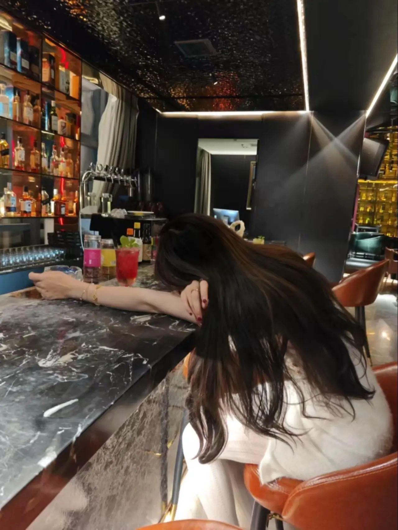 你的眉眼说 你好渴望我拥抱