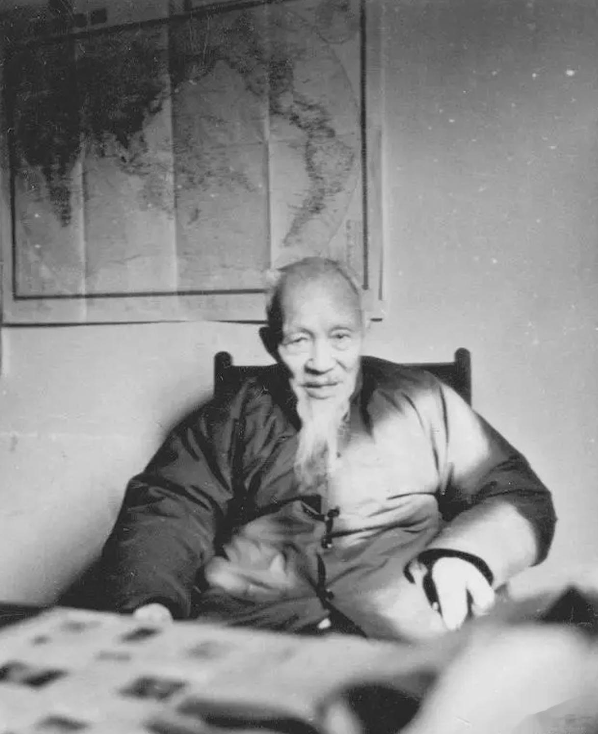 徐旭生先生在1932年6月去陕西宝鸡凤翔实地调查。当时的条件真是挺艰苦的。读老先