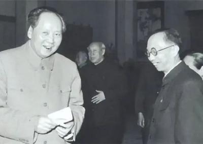 1962年春节有一段少见的暖心往事，中南海颐年堂一场家宴，让后人读懂伟人独有的胸