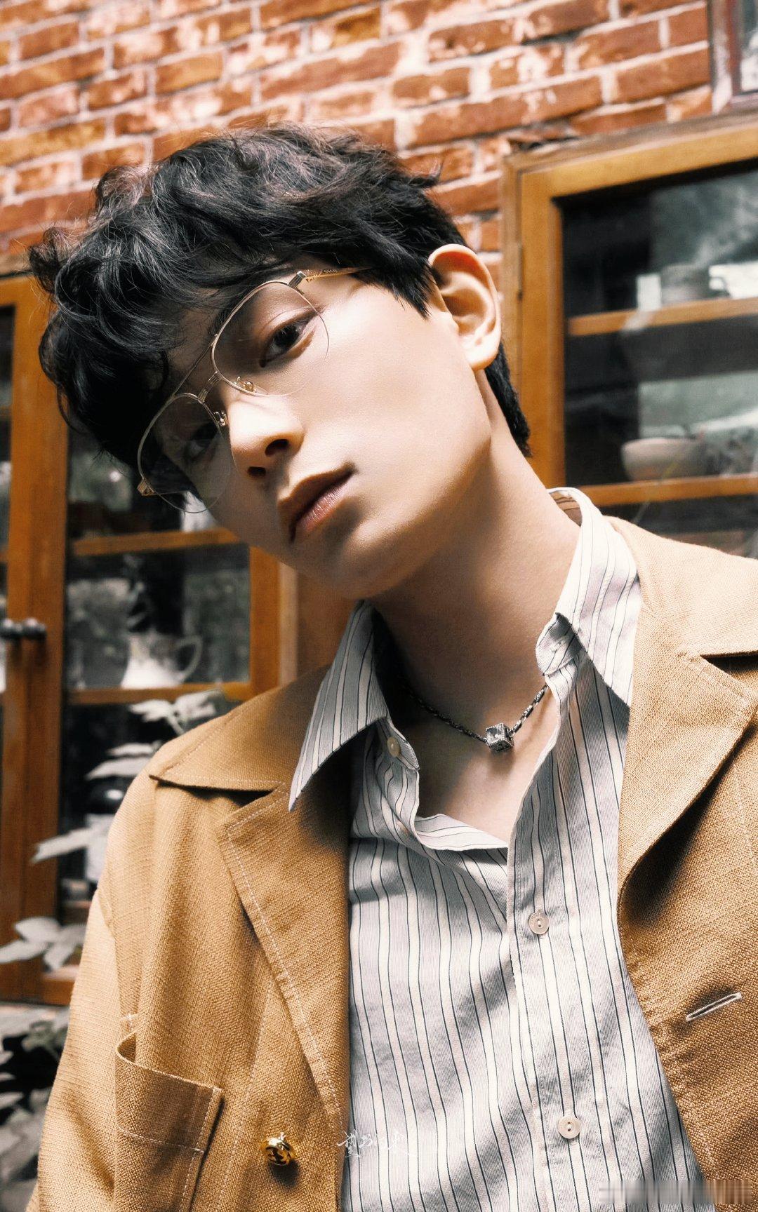 丁禹兮司宫令 dyx丁禹兮赵皑 “不管未来将会多么艰难，都要记得抬头看看在眼前