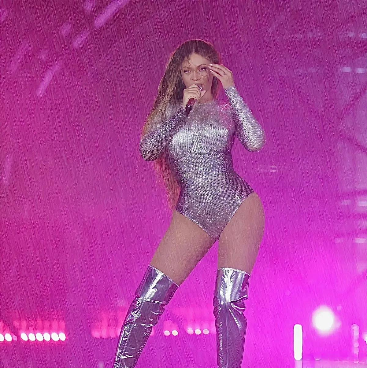 碧昂丝花10万美元延迟末班地铁让歌迷回家！

据外媒报道，近期碧昂丝在华盛顿举办