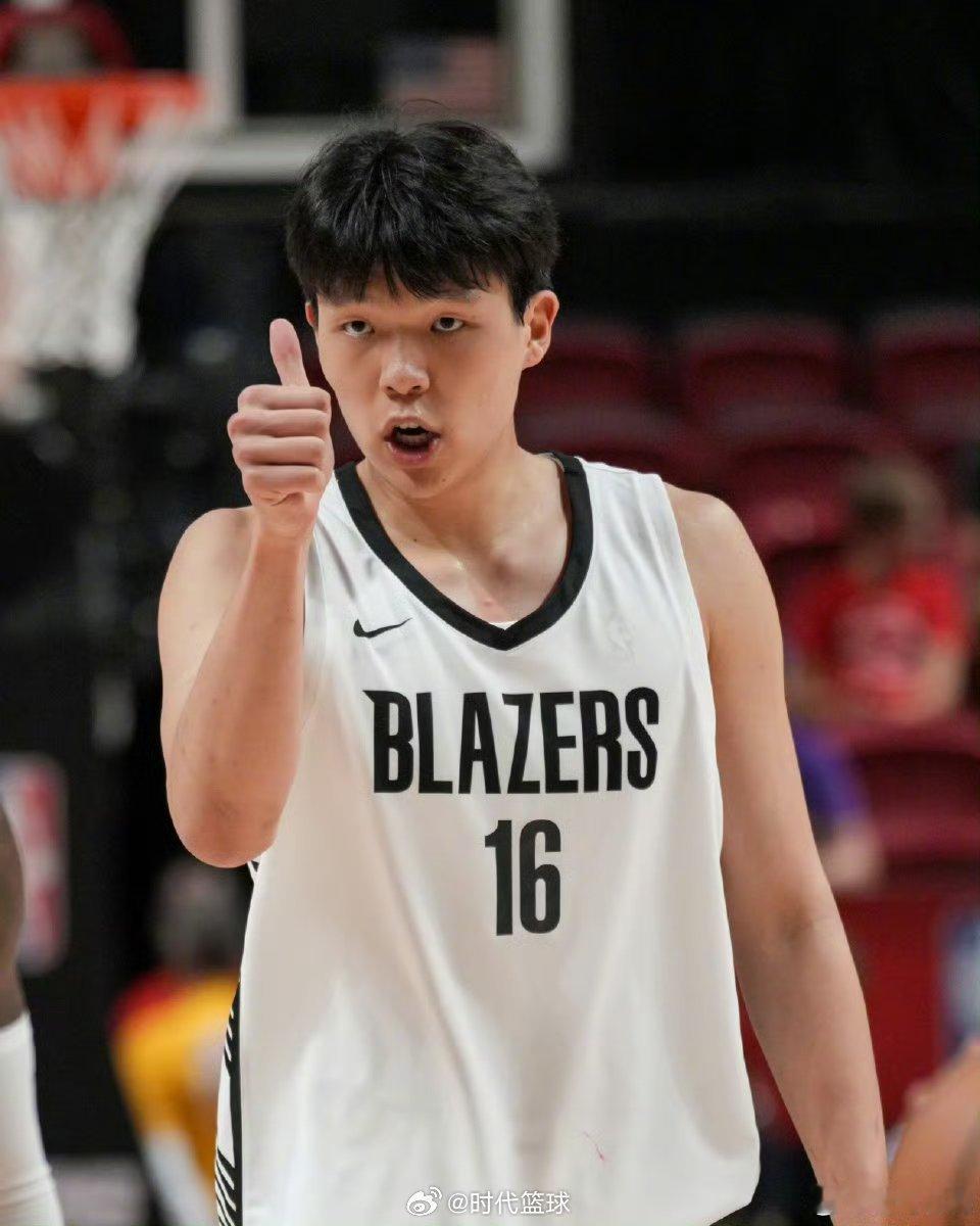 杨瀚森夏联次战，出战26分钟，8中4得到10分5篮板3助攻1盖帽！ ​ ​​​