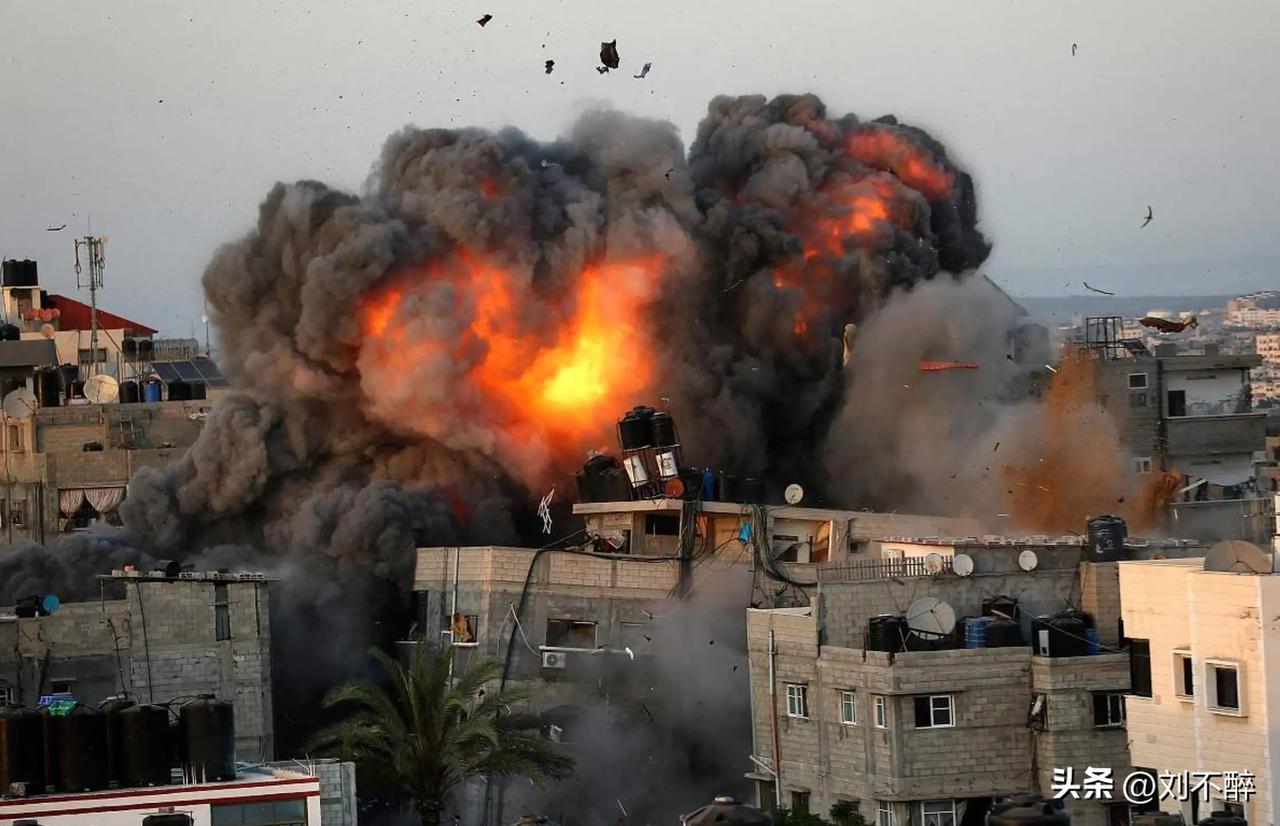 美以难“拿下”伊朗！
虽然伊朗损失惨重，
但其“般底”还在。
伊朗人具有“天然”