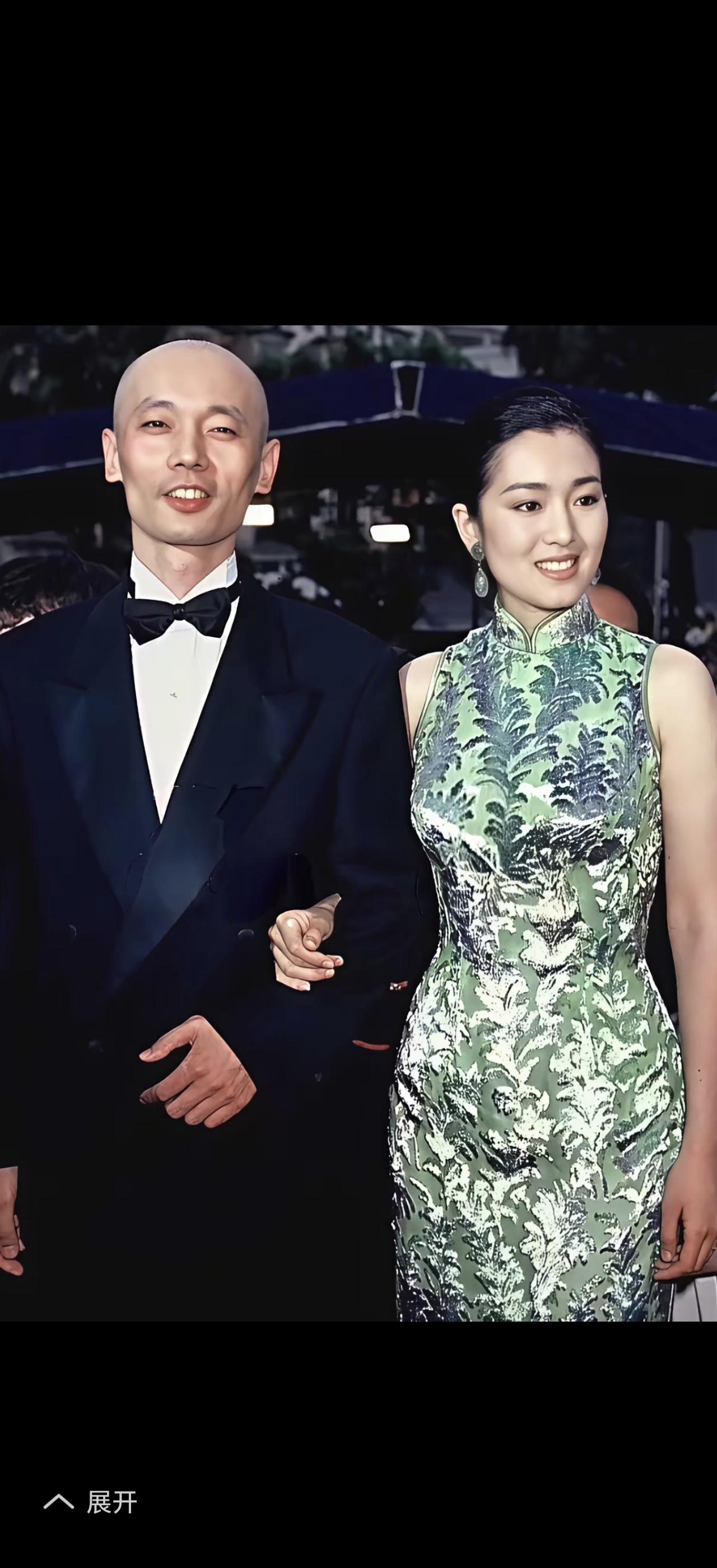 葛优的高光时刻那可太多了。就说《甲方乙方》，他饰演的姚远满嘴跑火车，把“好梦一日