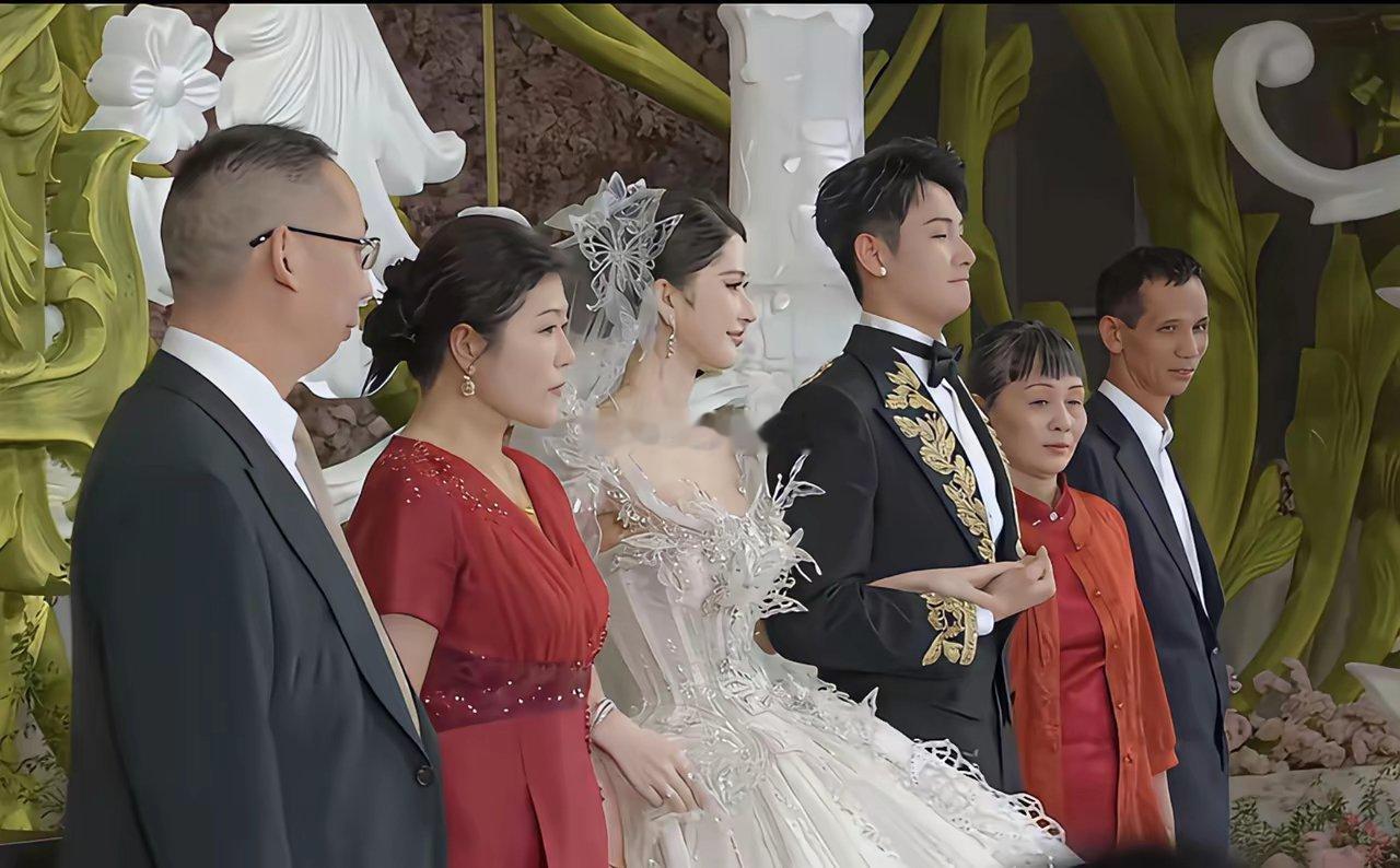 梅尼耶的父母老实农村人要有多善良才能生出如此优秀又帅多金的儿子 ​​​
