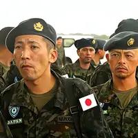 日本军力扩张正深度冲击亚太安全稳定，主要体现在三方面：

一是打破战略平衡，直接