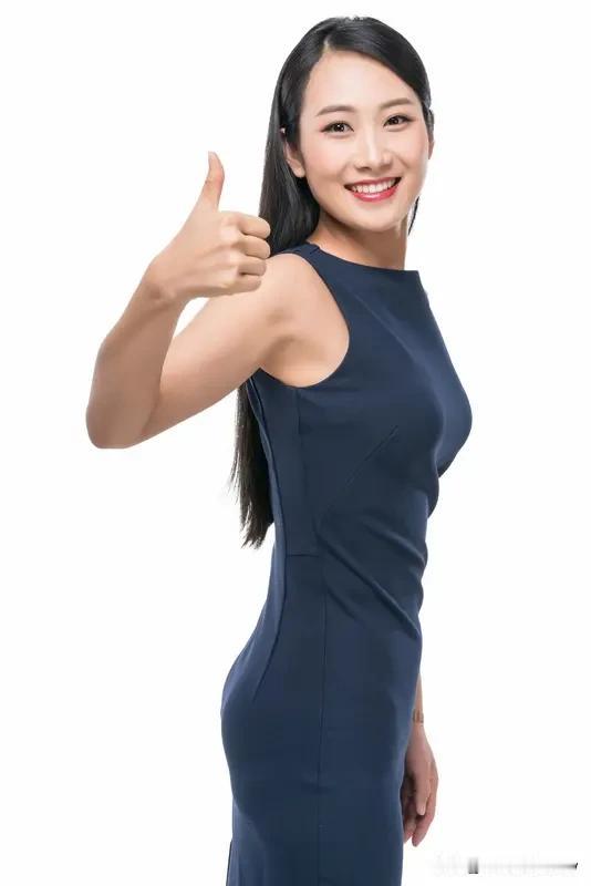 什么样的男人才配得上优质女子？很多人觉得得帅气多金、事业有成，可这只是外在加分项