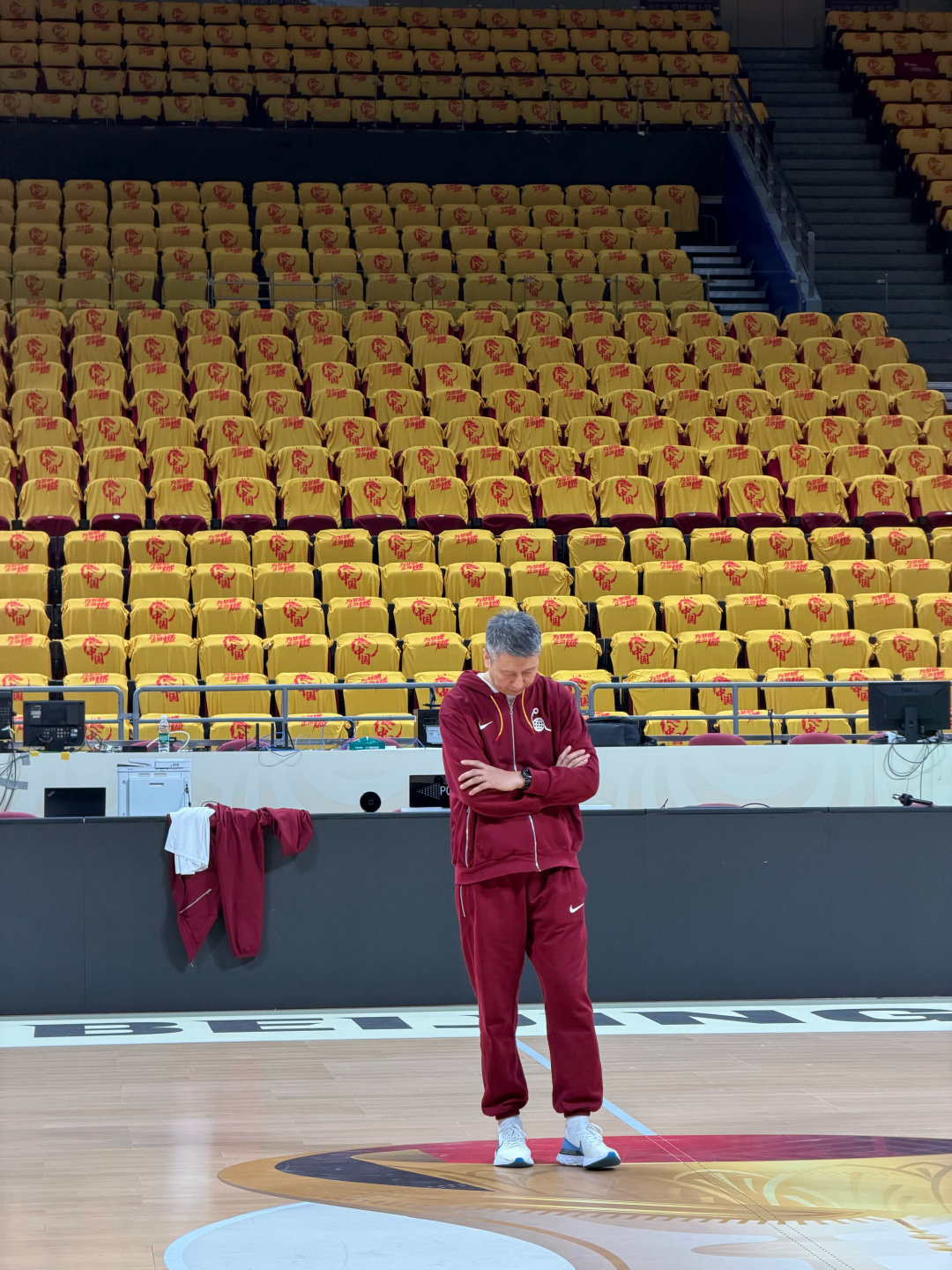 中国男篮主场不敌韩国男篮骄兵必败，总以为随随便便能赢人家，可哪儿会那么容易。教练