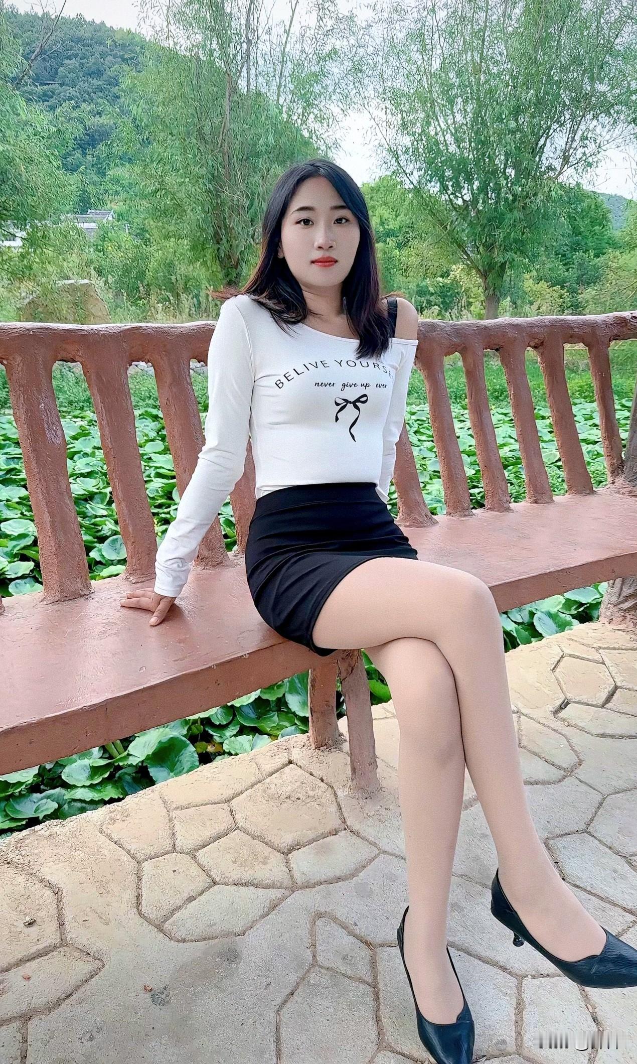 累了歇歇脚在拍张美美的照
