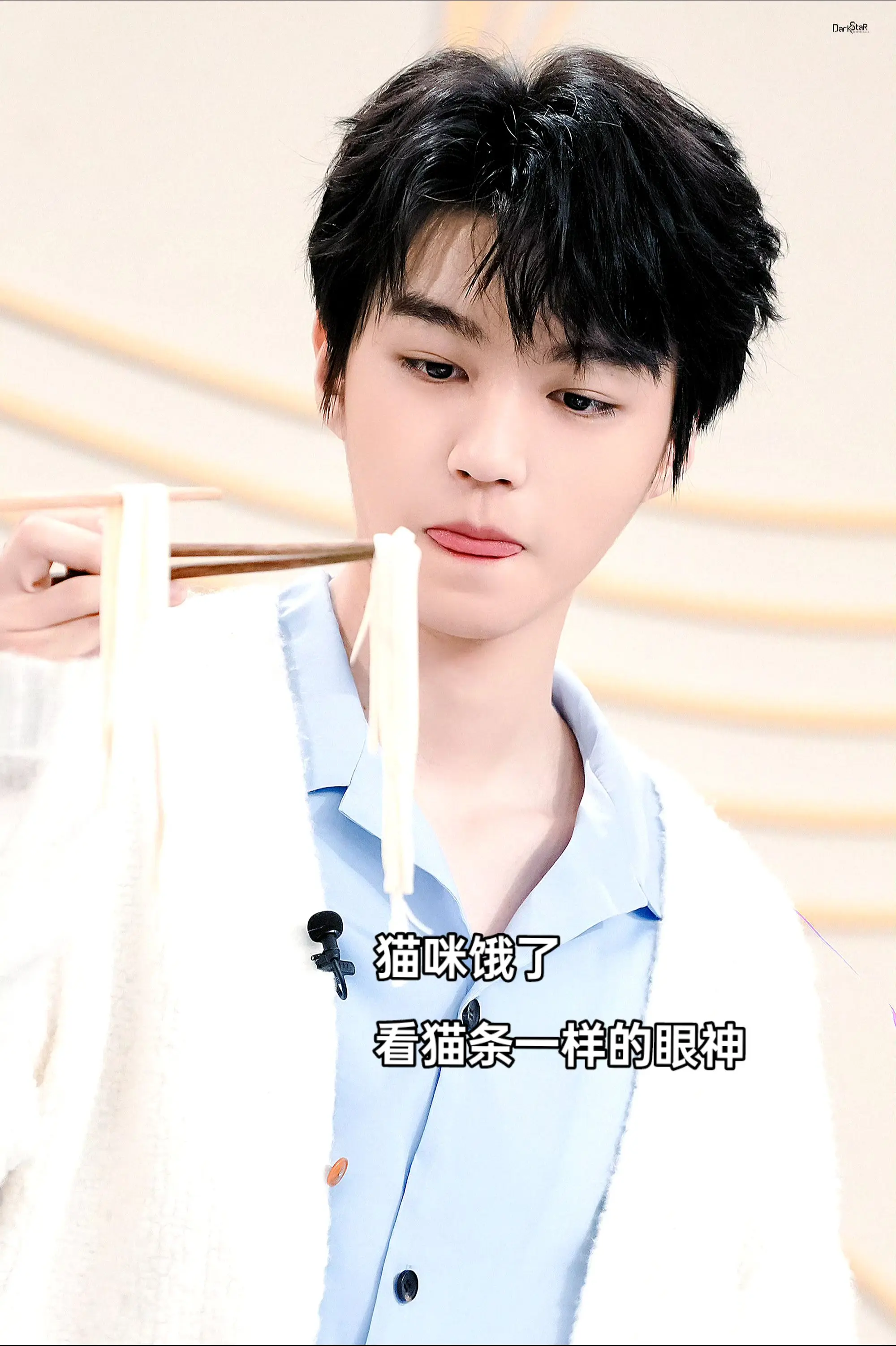 期待盒子里的小猫🐱