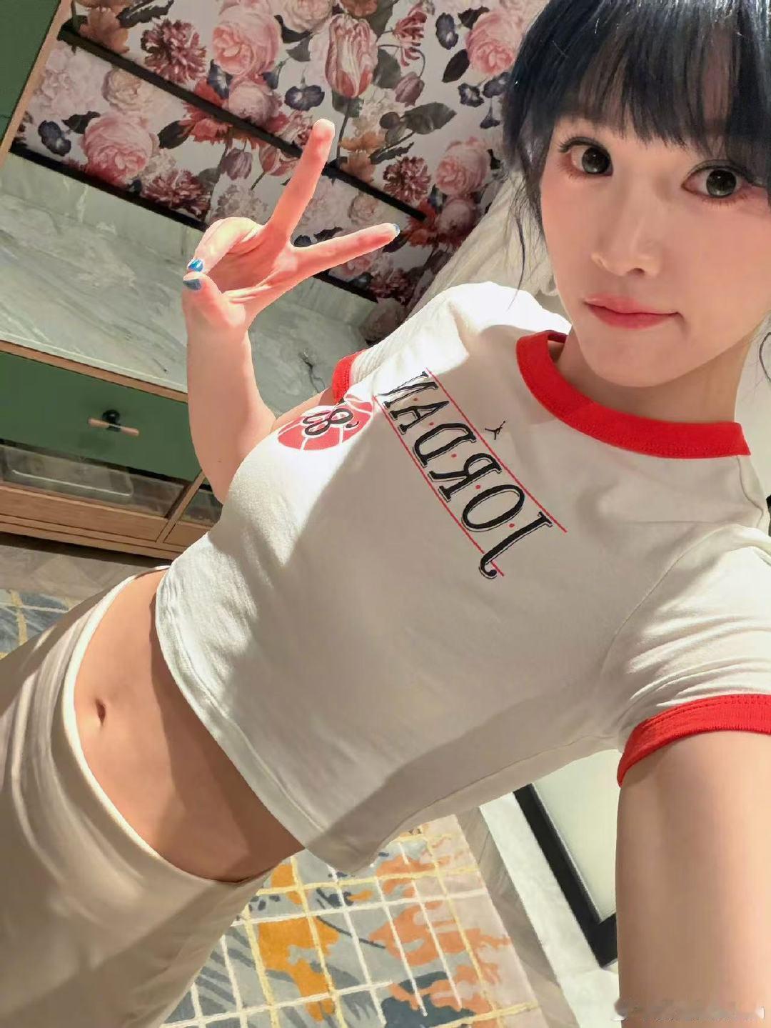 黄灿灿晒没发过的图黄灿灿捡一点没发过的图 黄灿灿捡一点没发过的图 ​​​