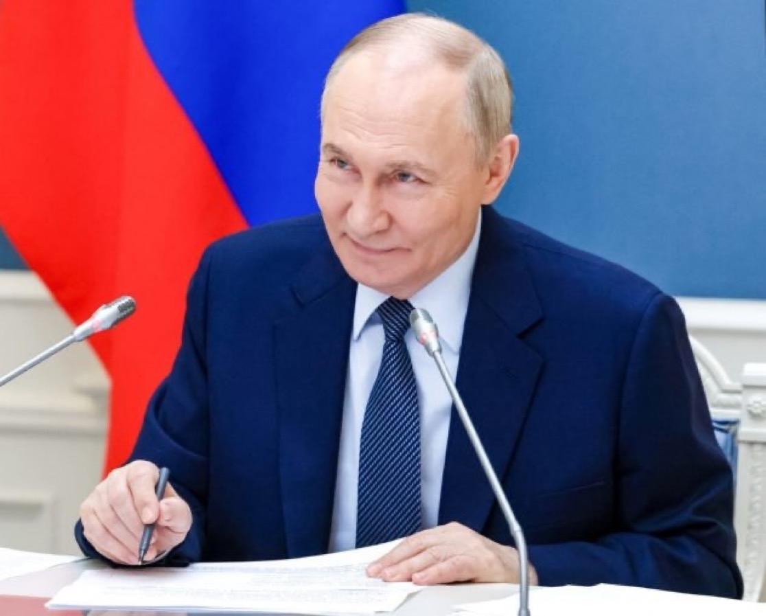 在一年一度的问答马拉松中，俄罗斯总统弗拉基米尔·普京断言，唐纳德·特朗普关于英国