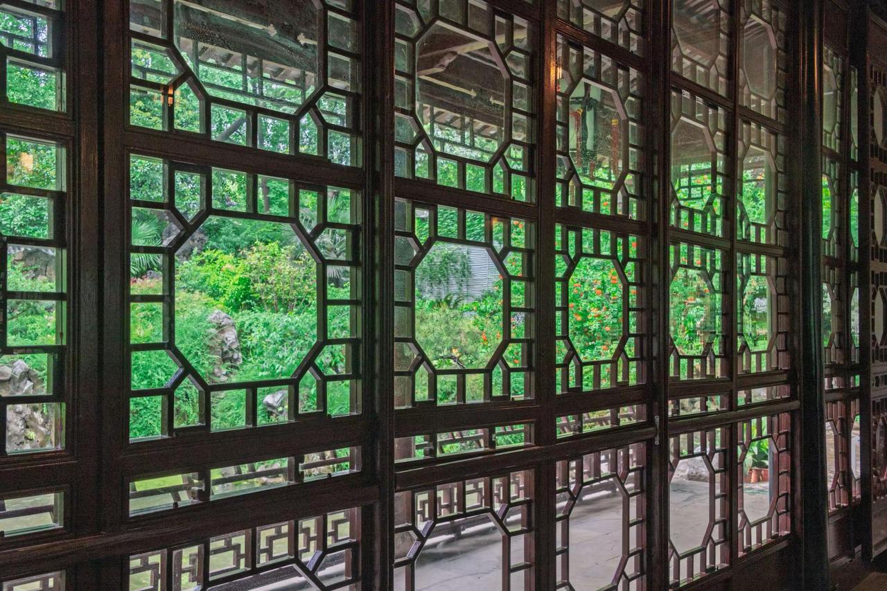 南京瞻园。南京瞻园江南古典建筑之美 园林独有的东方美学 中式园林之美学 园林是立