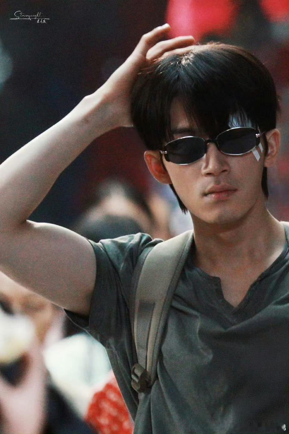 王星越两部一番剧王星越两部一番剧官宣双喜临门！王星越手握《暴虎》《红尘四合》两部