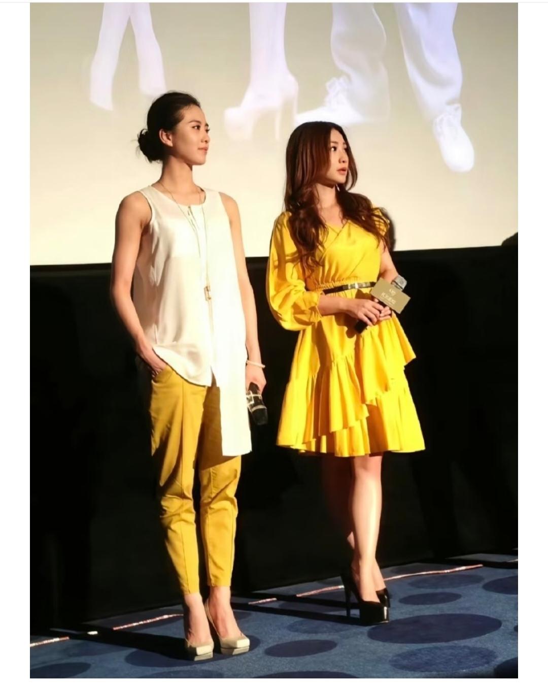 天啊，刘诗诗原来比柳岩高那么多啊！真是个子高了自然有气质。