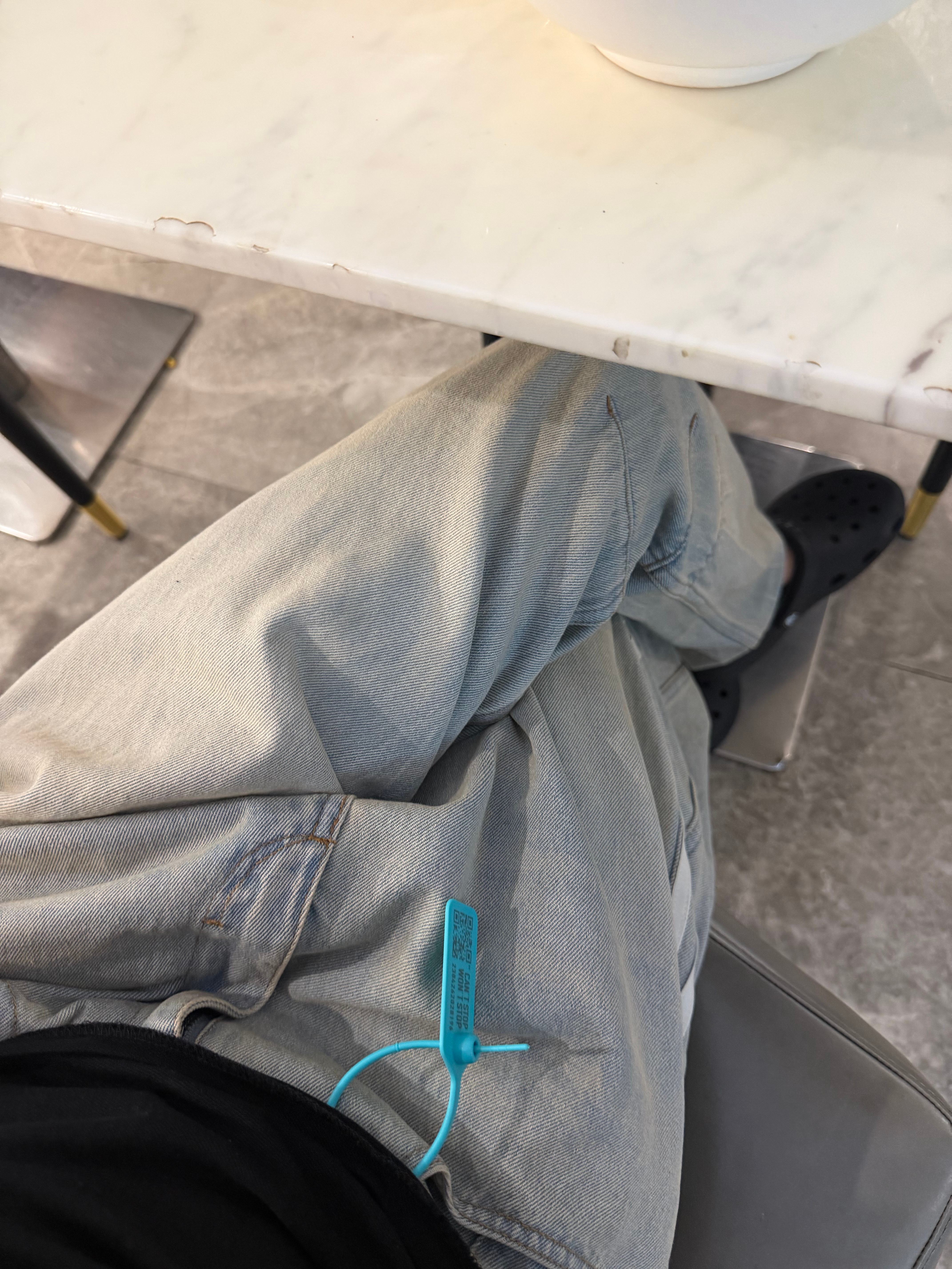 好尴尬😅死活拽不到 