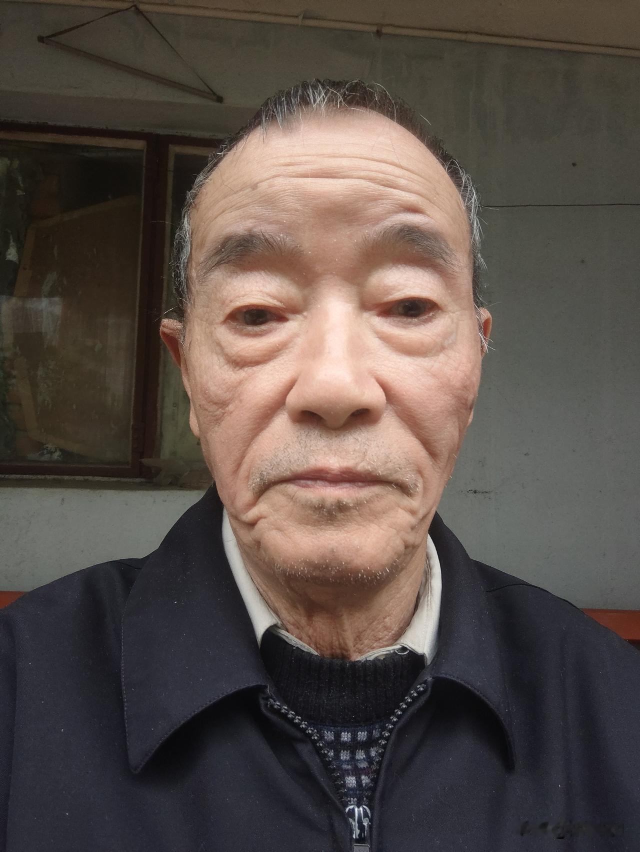 85岁头条作者胡德云1还被“天上”下来的老爸打啦，这画面想想就觉得新奇又有趣。