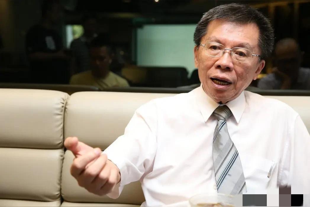 沈富雄这番话估计让很多人都有些意外。

他怎么也不会想到，

自己会公开点破大陆