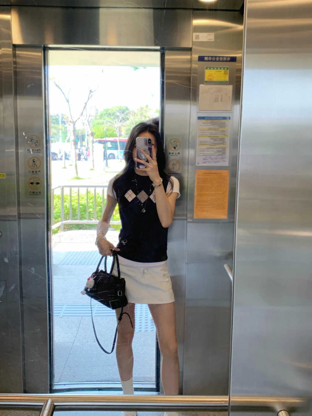 电梯检阅｜复古少年感的清爽叠穿